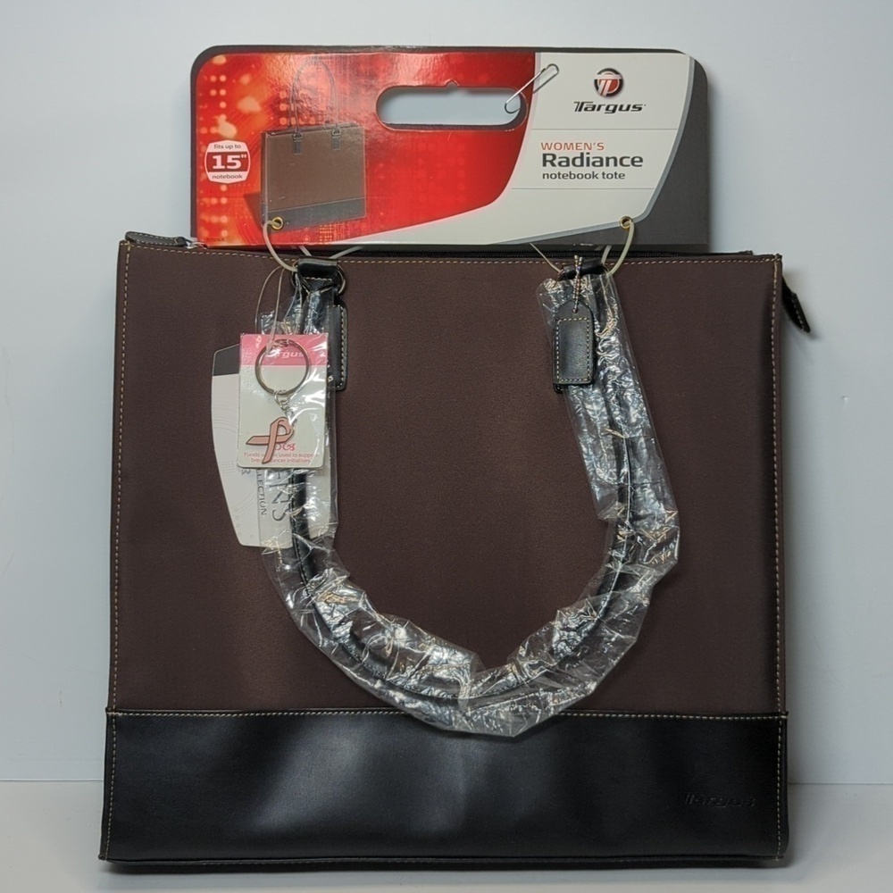 NWT Targus radiance support breast cancer notebook tote